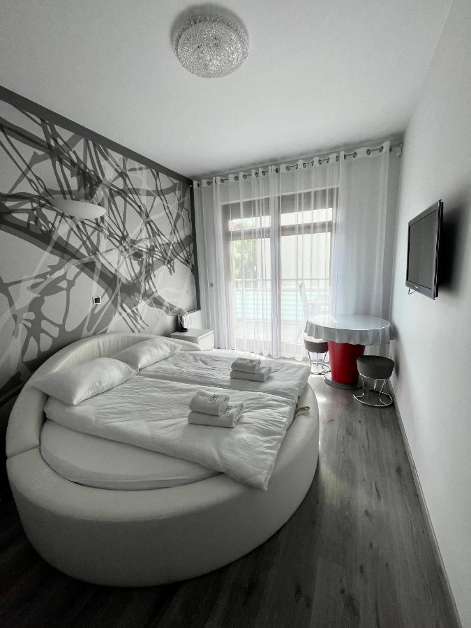 Pina Colada - Neptun Park By Oneapartments Apartament *